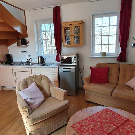 Apartamento Am Burggraben Auf Der Sauerburg Sauerthal Exterior foto